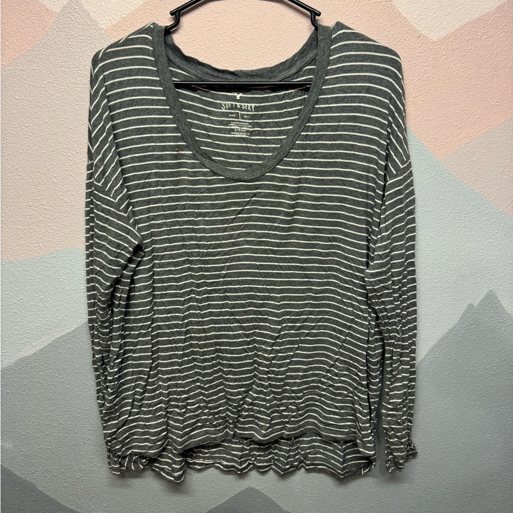 American Eagle Outfitters Gray Long Sleeve Relaxed Sweatshirt